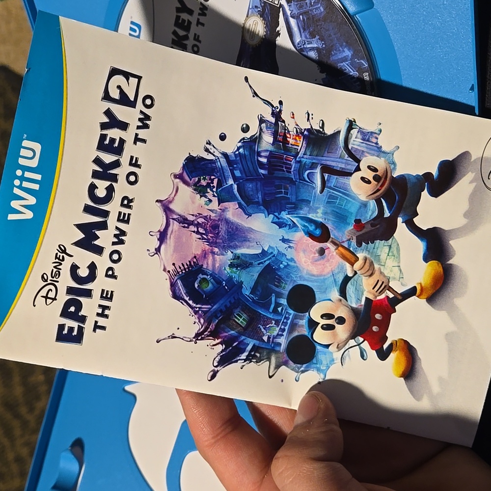 Disney Epic Mickey 2: The Power of Two for Wii U - Blue - Picture 12 of 14